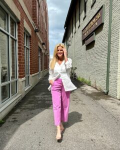 What to Wear with High Rise Jeans