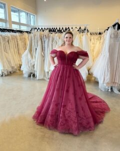 Wedding Outfits for Plus Size Women