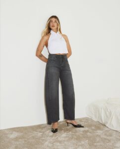 Barrel Jeans Outfit