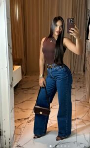 Semi-Formal Outfit – Jeans And Top