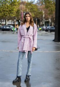 How to Style Chelsea Boots for Women