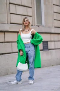 Mom Jeans Outfit for Women