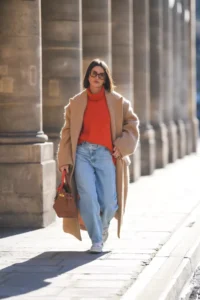 Mom Jeans Outfit for Women