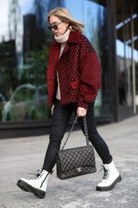 How to Style Black Jeans Women