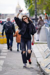 What to Wear with Black Jeans