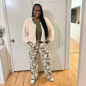 What to Wear to Concert Over 40