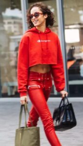 How to Style Croppde Hoodie