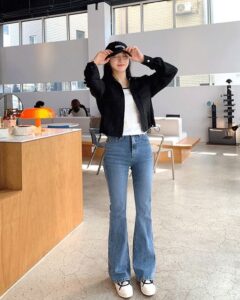 How Style Bootcut Jeans