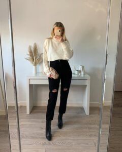 What to Wear with Black Mom Jeans